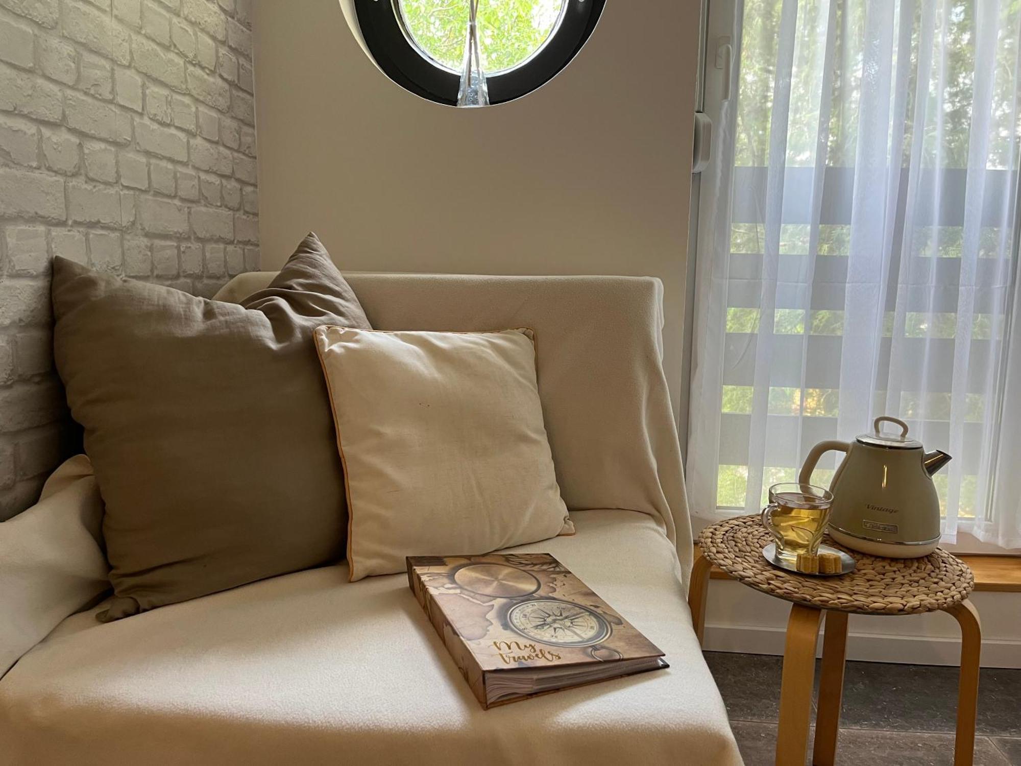 Jazmin Vendeghaz Es 2 Fos Studio Apartman Pogány Eksteriør bilde